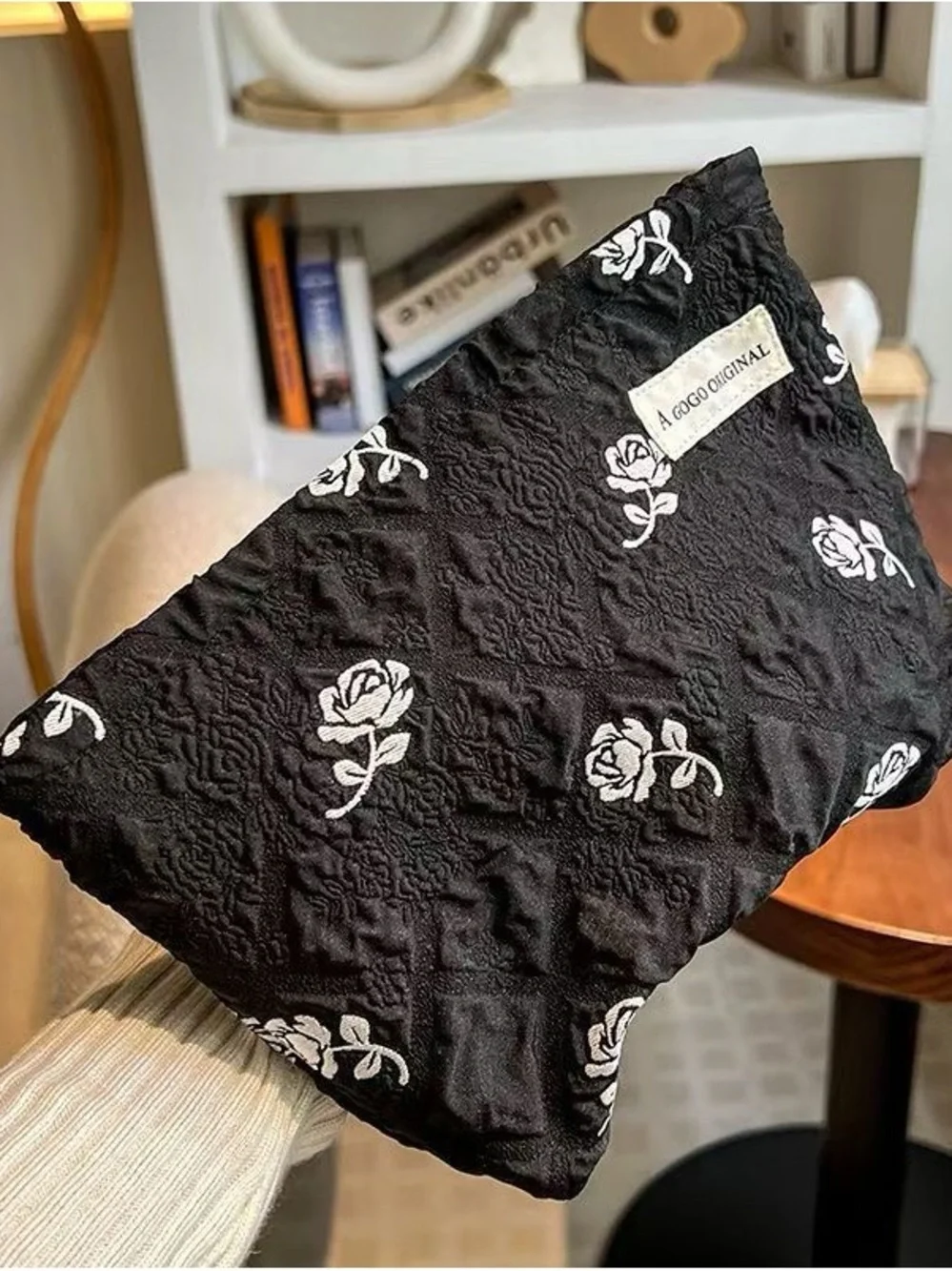 A GOGO ORIGINAL Black Quilted Rose Clutch